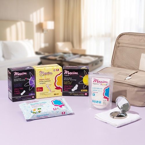 MaxION Pads/Liners, Organic Plastic Applicator Tampons, Wipes, Travel Pack, Combo